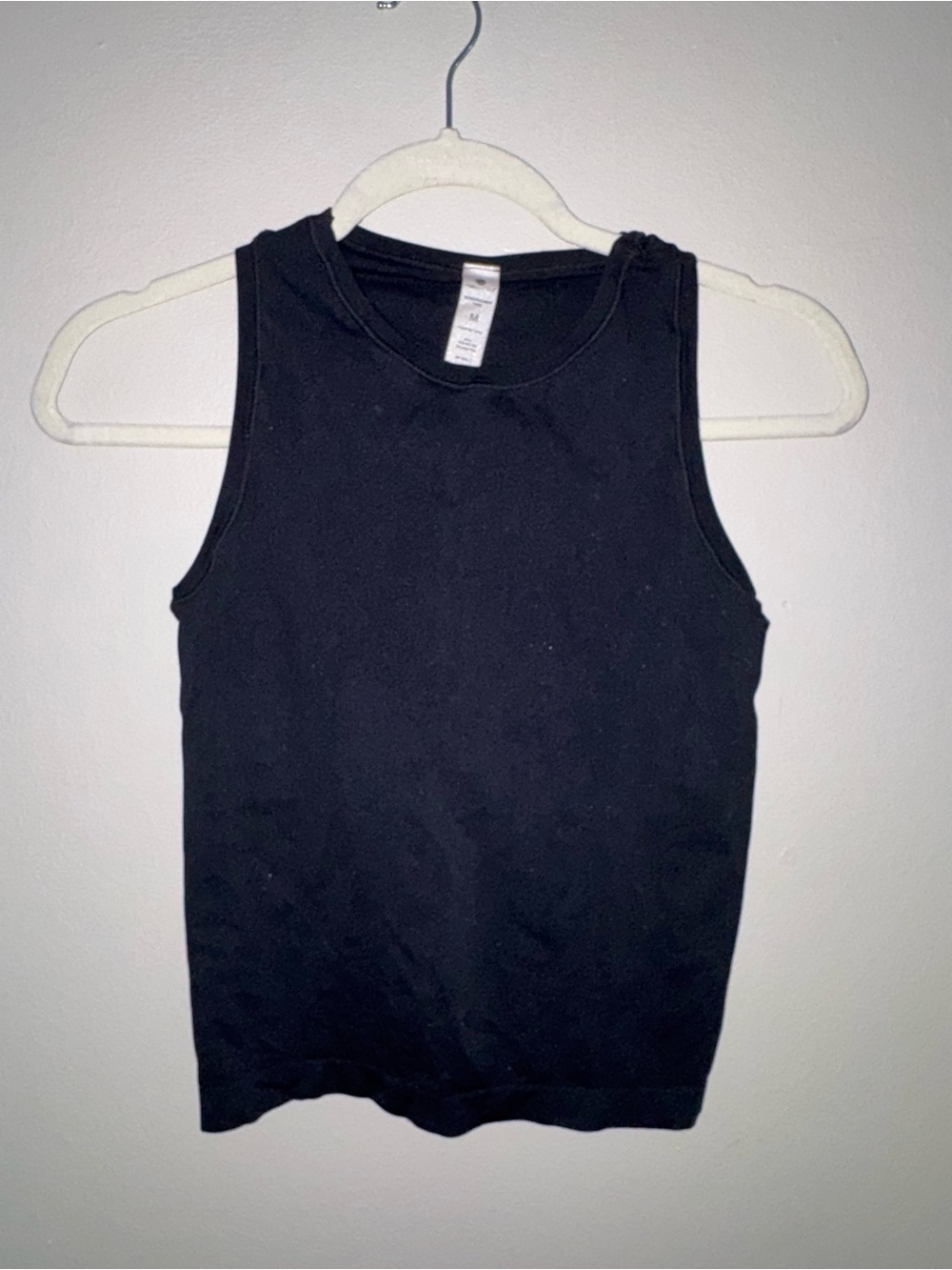 Like new, Yogalicious, seamless tank top, size medium